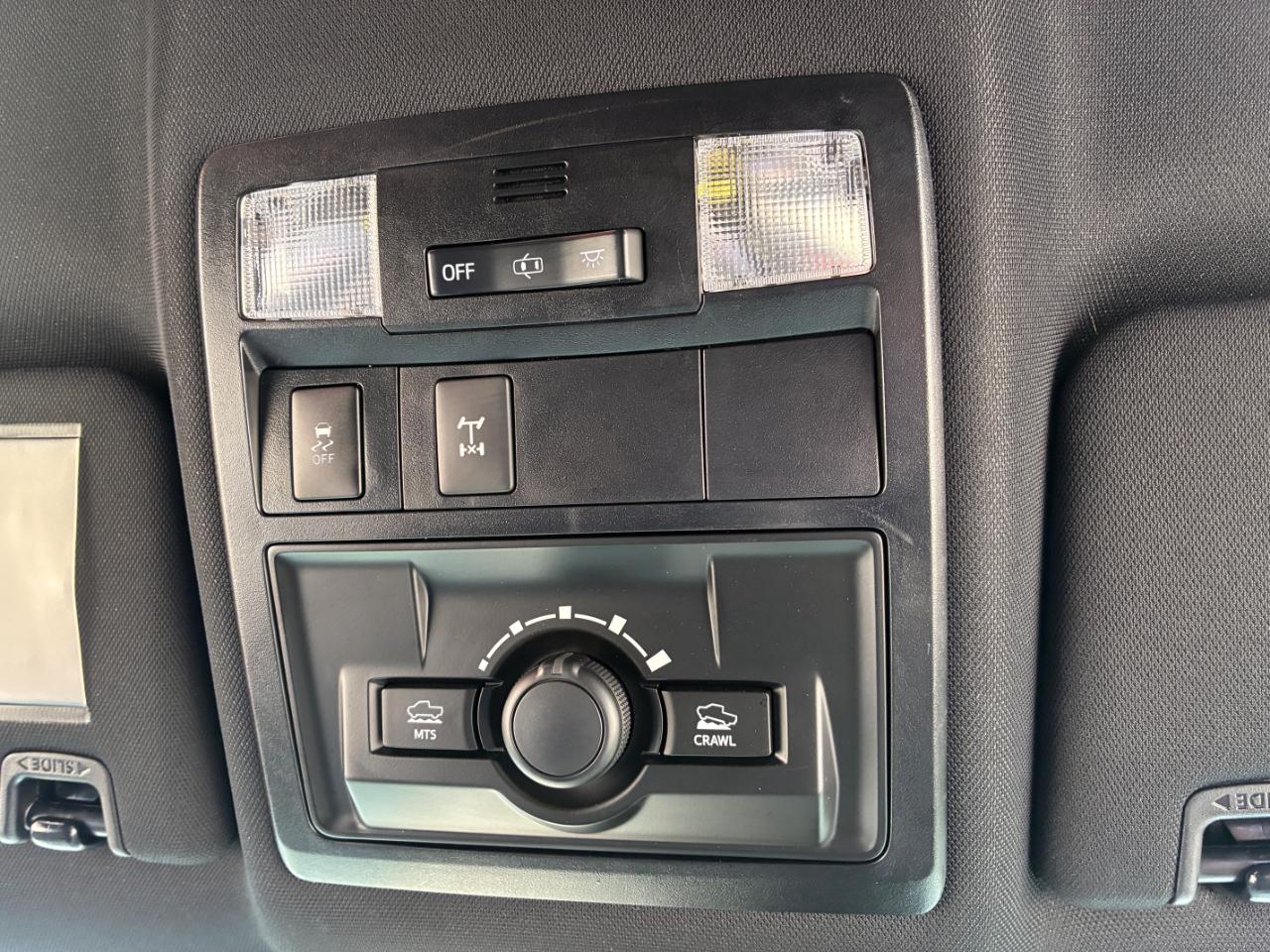 Toyota Tacoma  2018