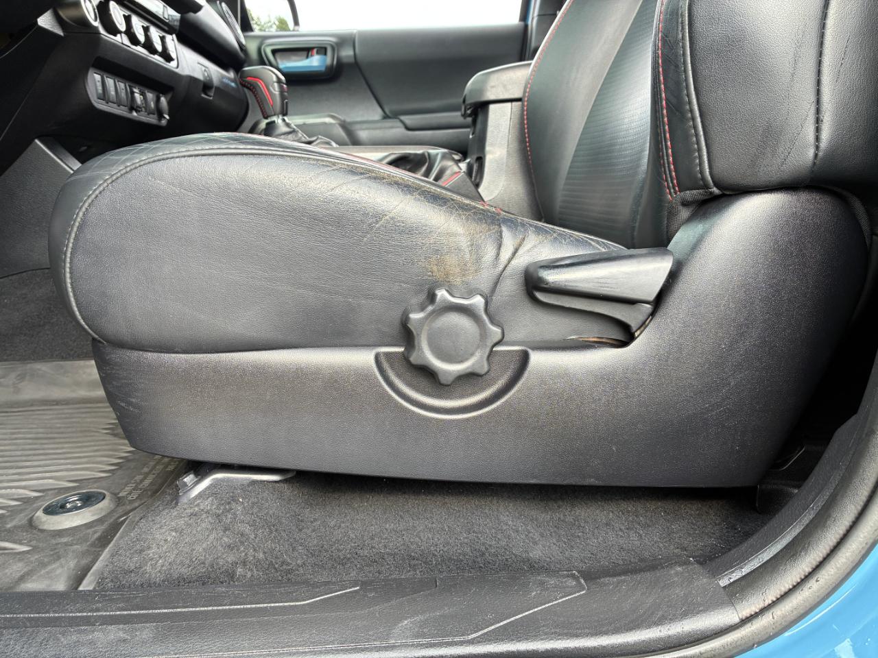 Toyota Tacoma  2018