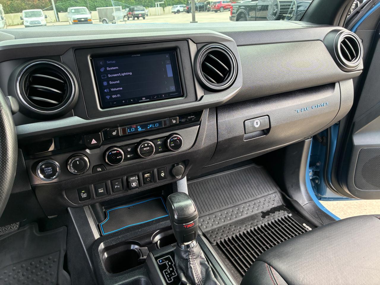Toyota Tacoma  2018