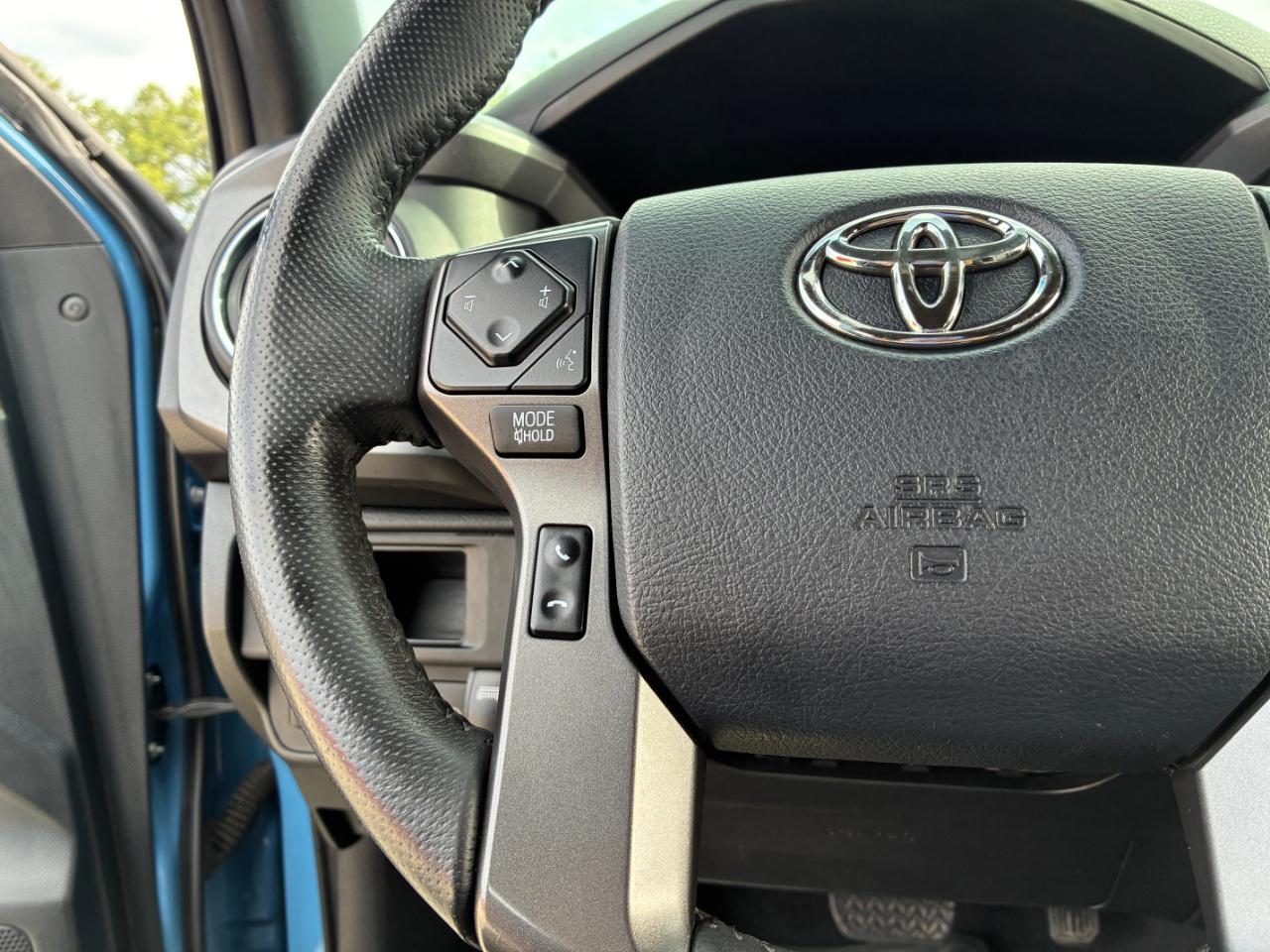 Toyota Tacoma  2018