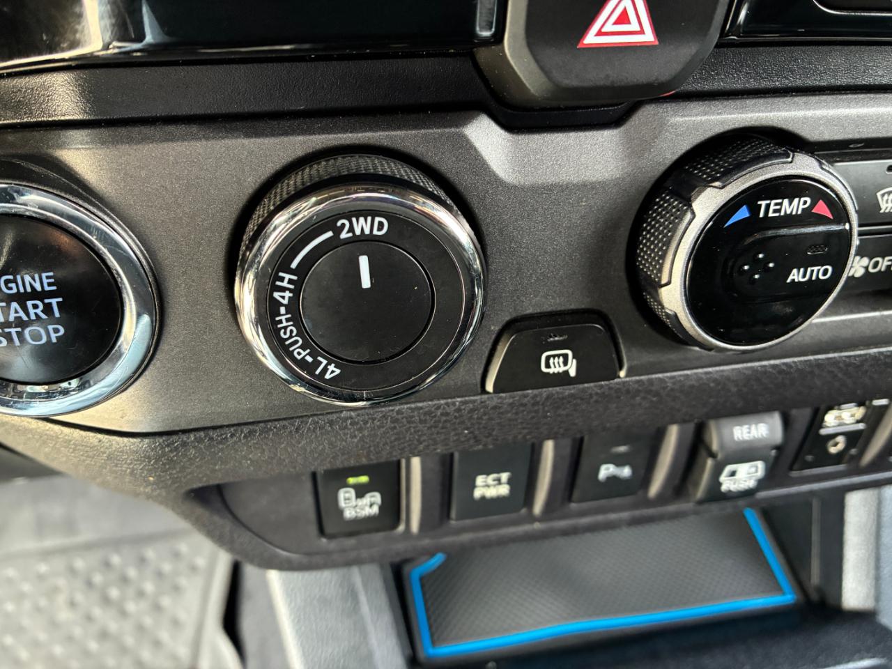 Toyota Tacoma  2018