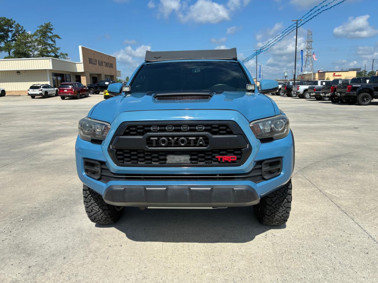 Toyota Tacoma  2018