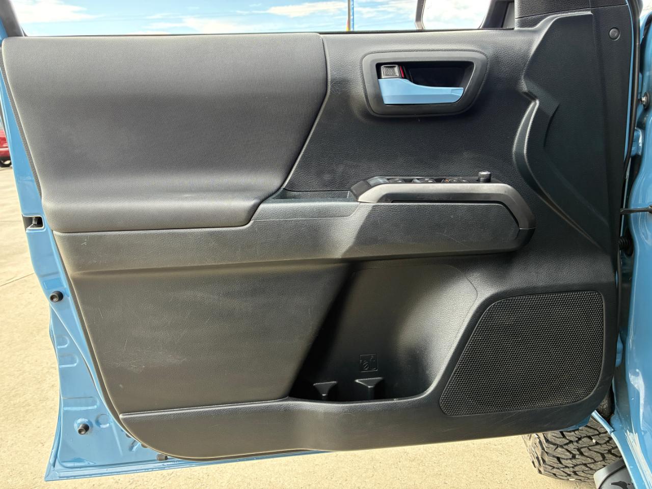 Toyota Tacoma  2018