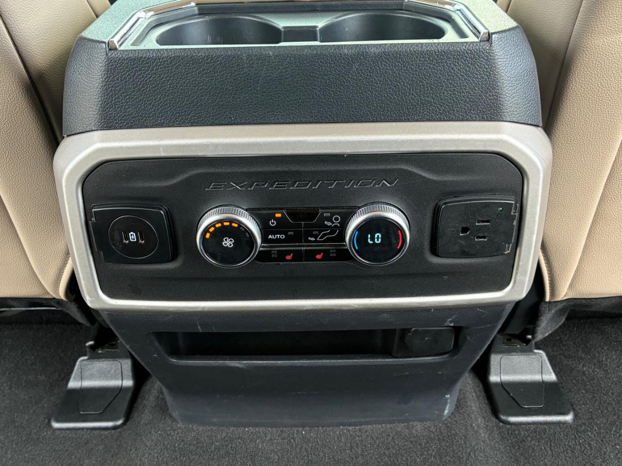 Ford Expedition  2024