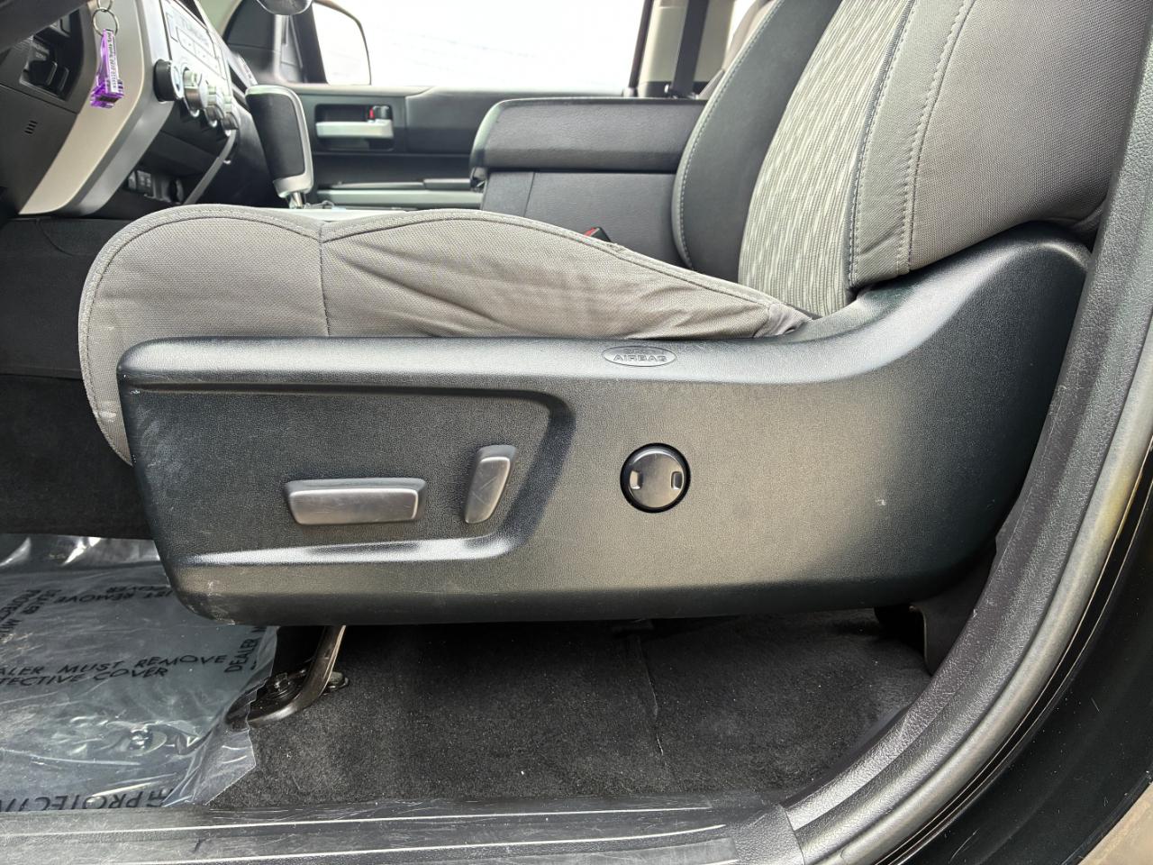 Toyota Tundra  2020