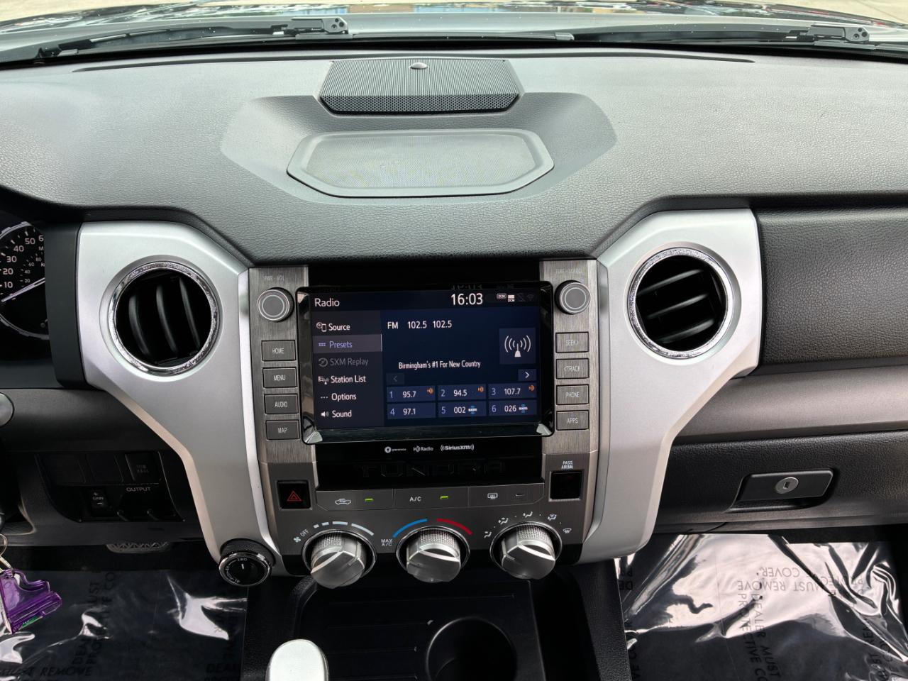 Toyota Tundra  2020