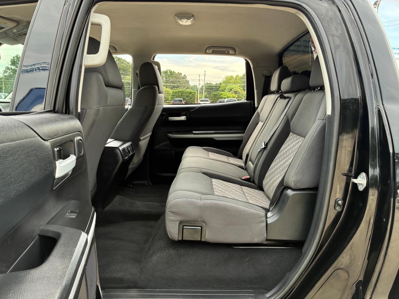 Toyota Tundra  2020