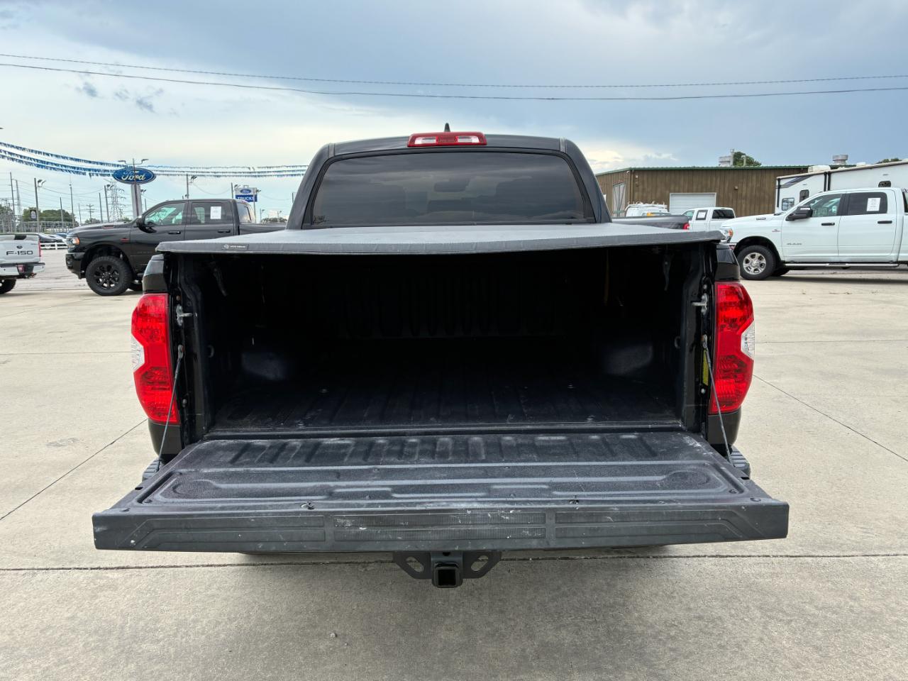Toyota Tundra  2020