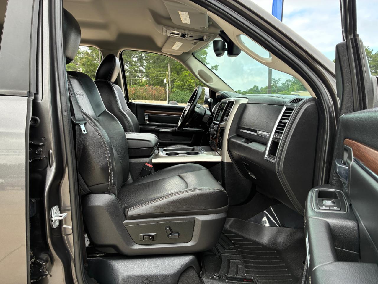 RAM 2500 Laramie 2016