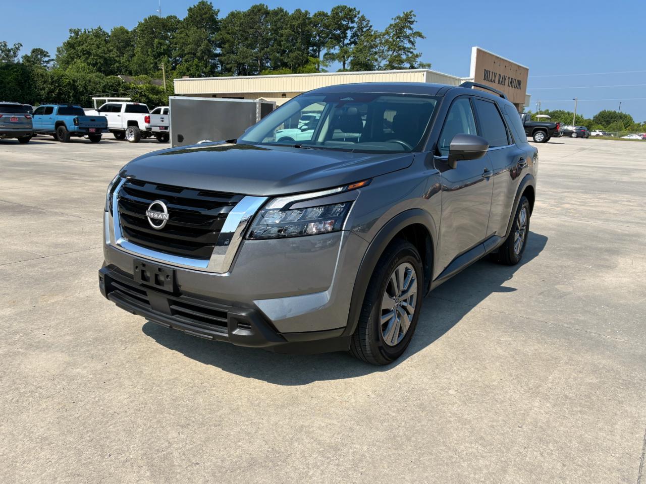 Nissan Pathfinder  2024