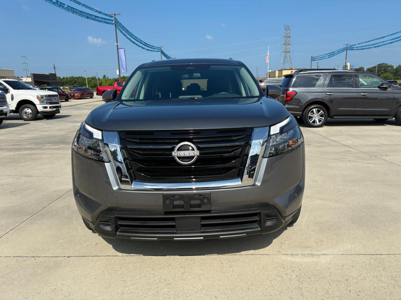 Nissan Pathfinder  2024