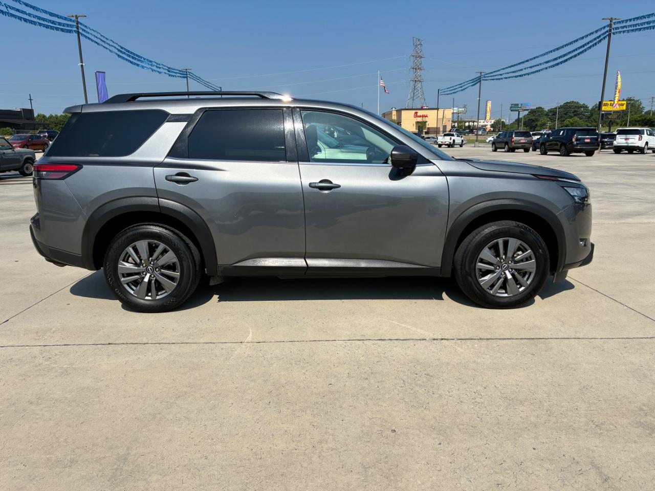 Nissan Pathfinder  2024