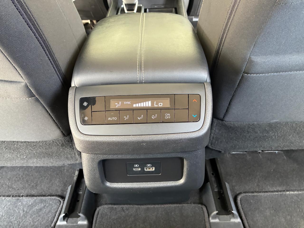 Nissan Pathfinder  2024