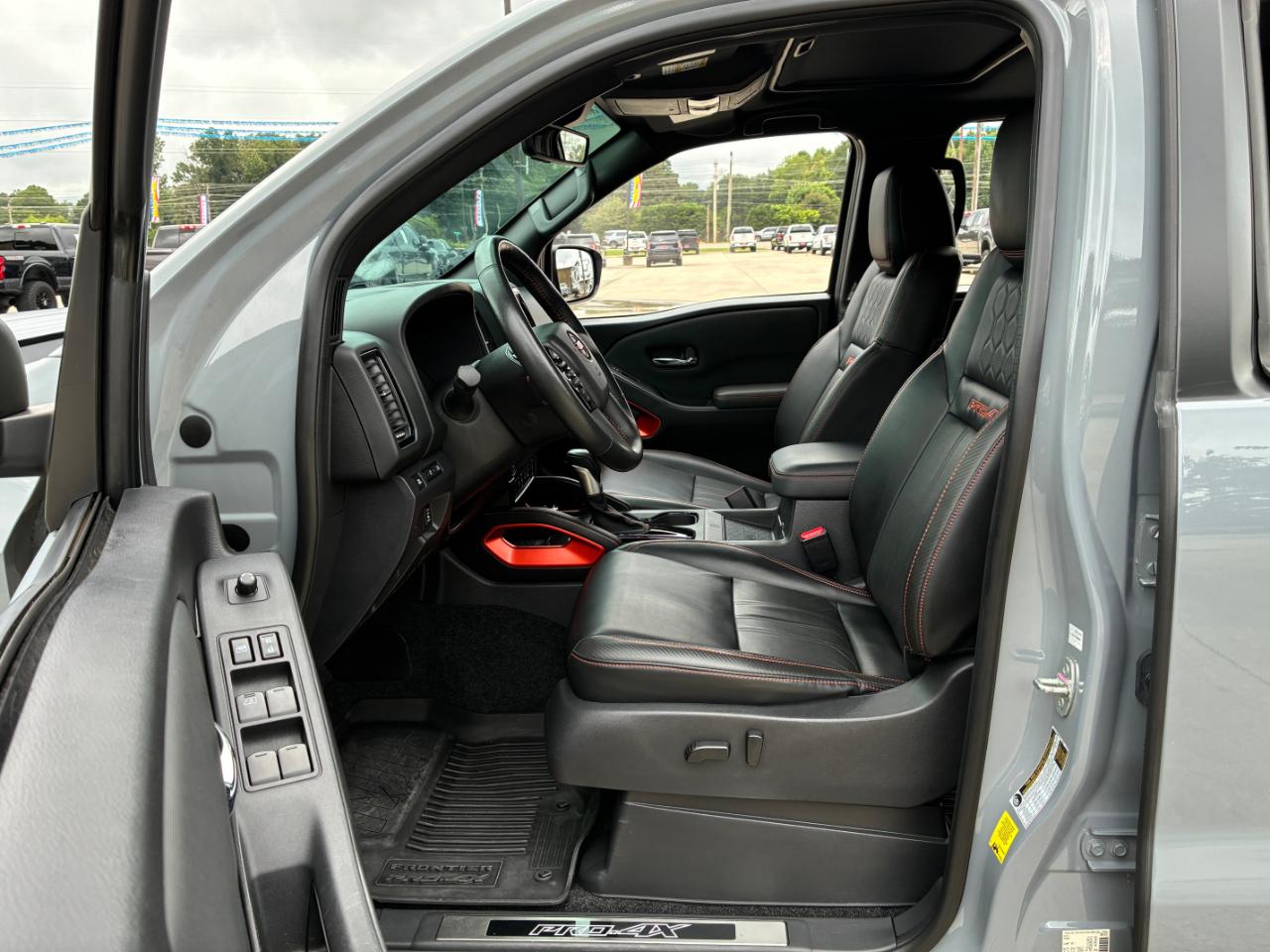 Nissan Frontier  2023