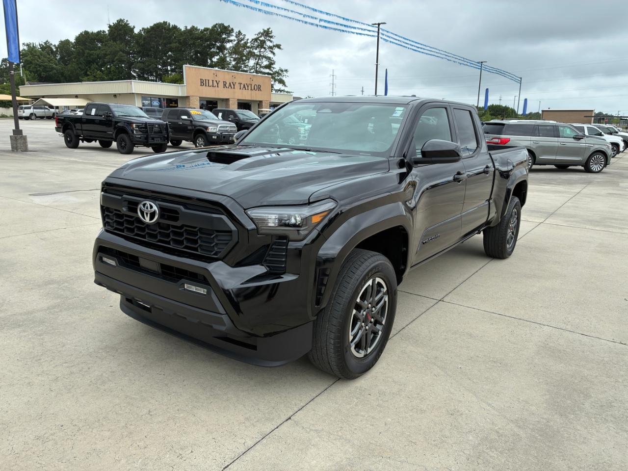 Toyota Tacoma  2025