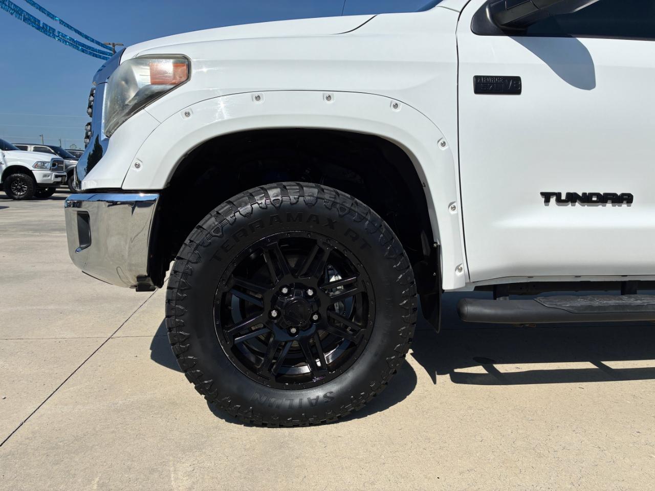Toyota Tundra  2019