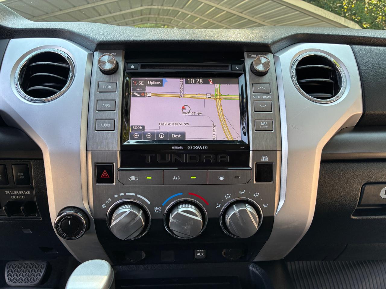 Toyota Tundra  2019