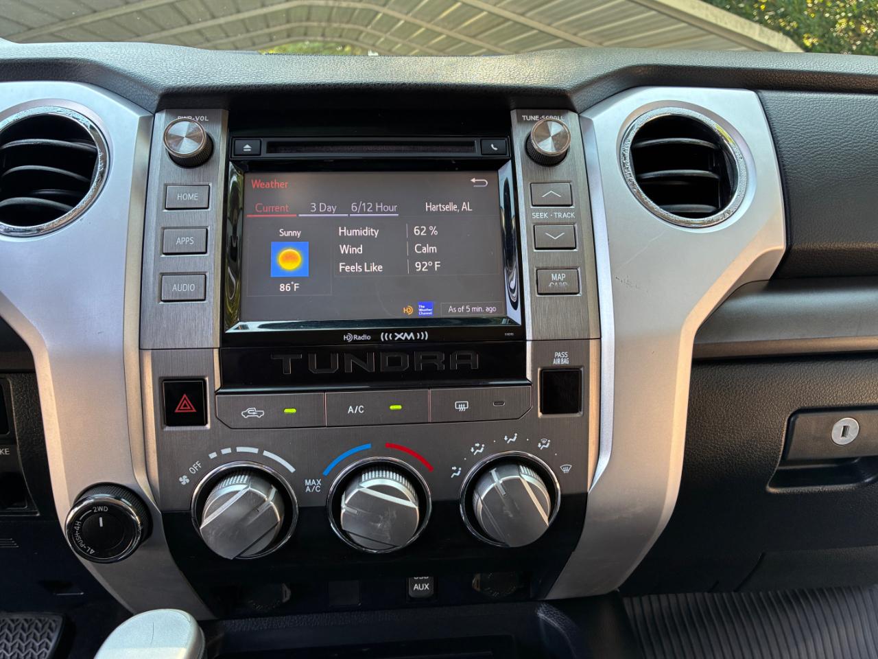 Toyota Tundra  2019