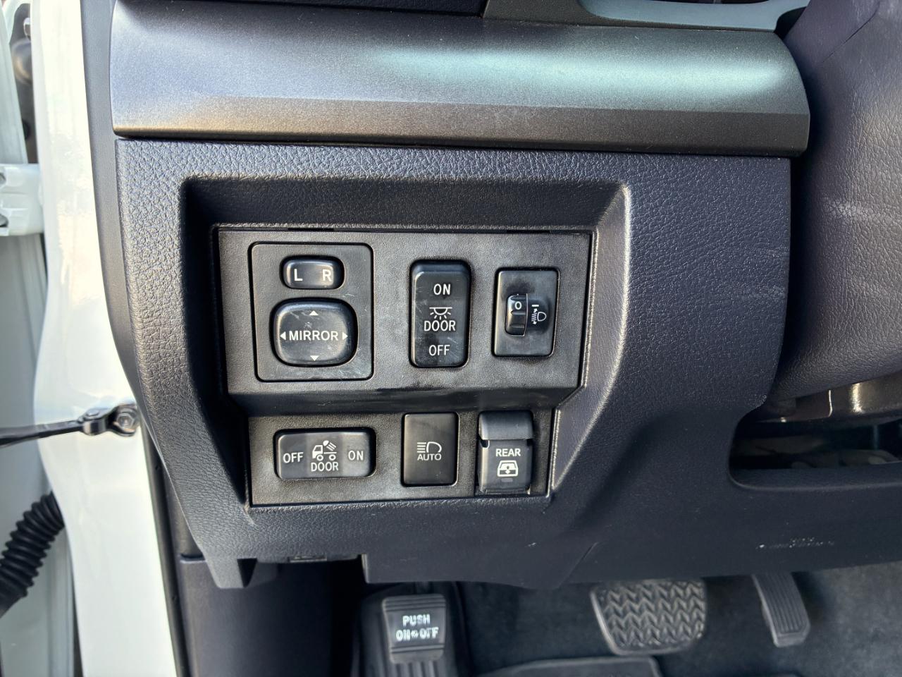 Toyota Tundra  2019