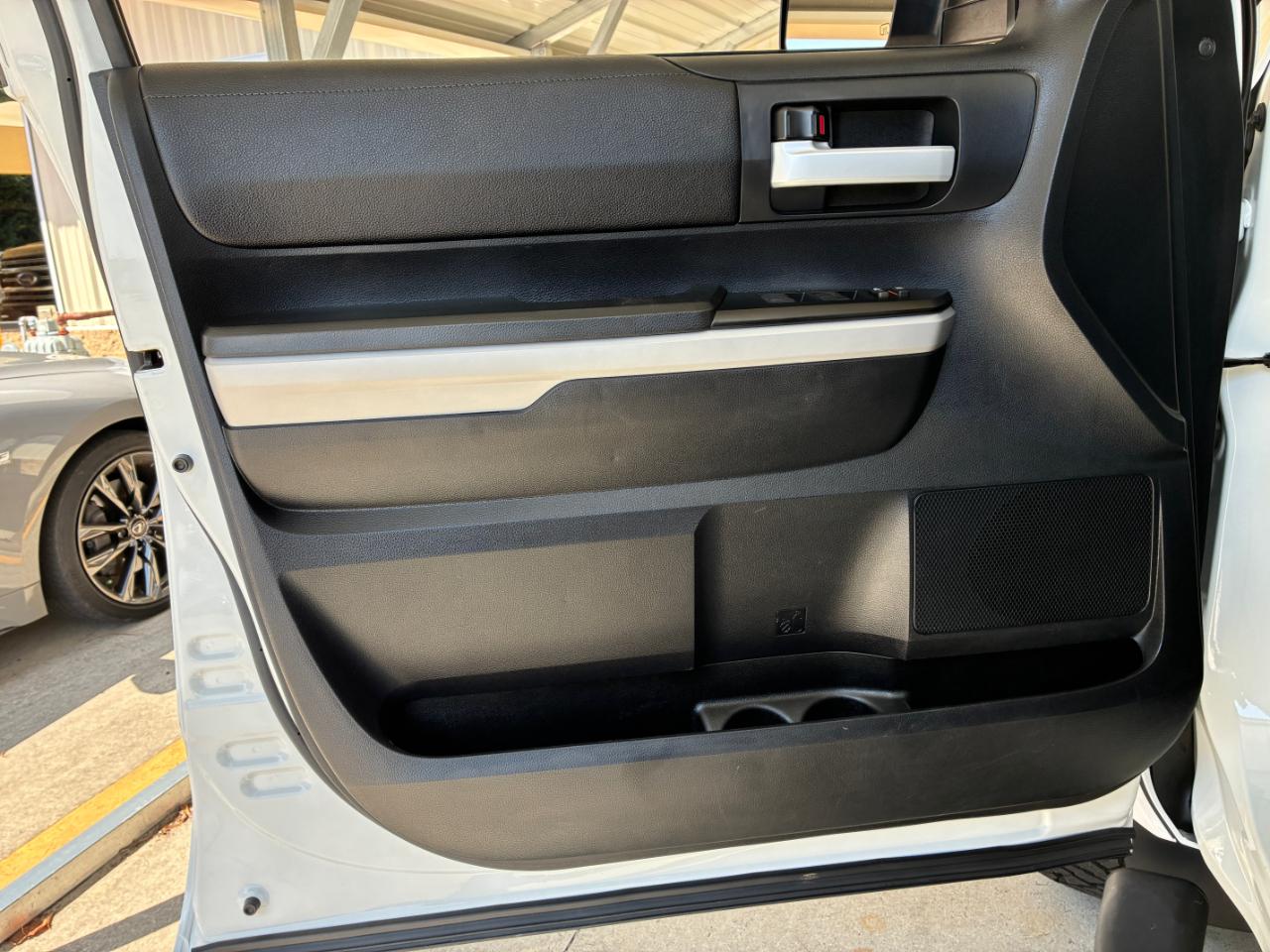 Toyota Tundra  2019
