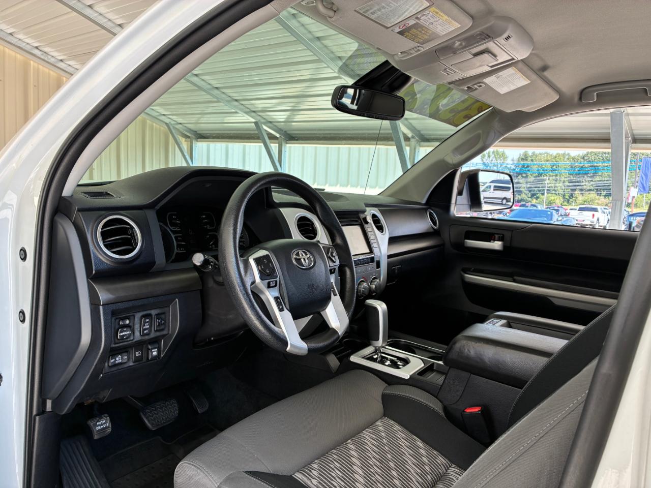 Toyota Tundra  2019