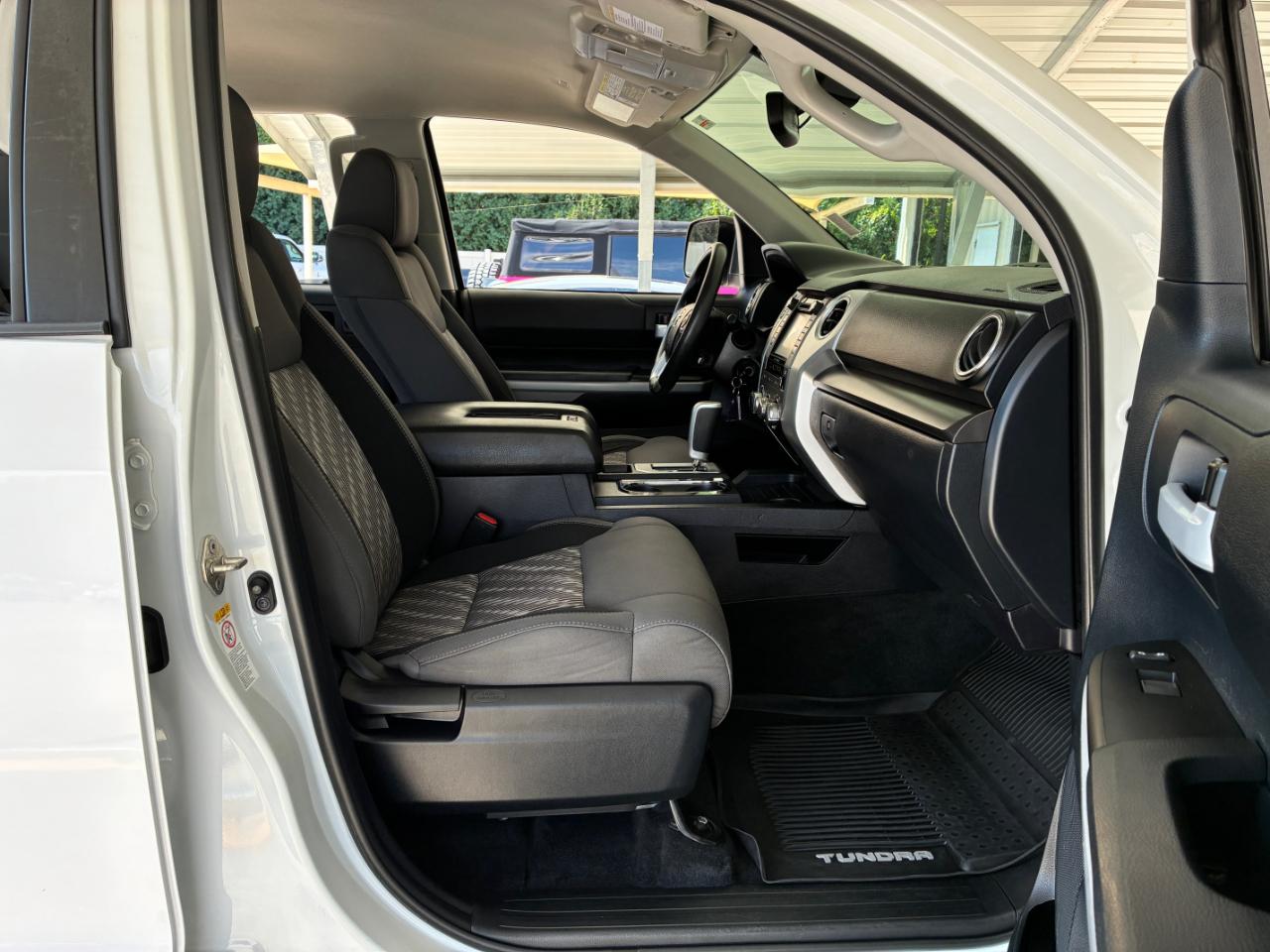 Toyota Tundra  2019