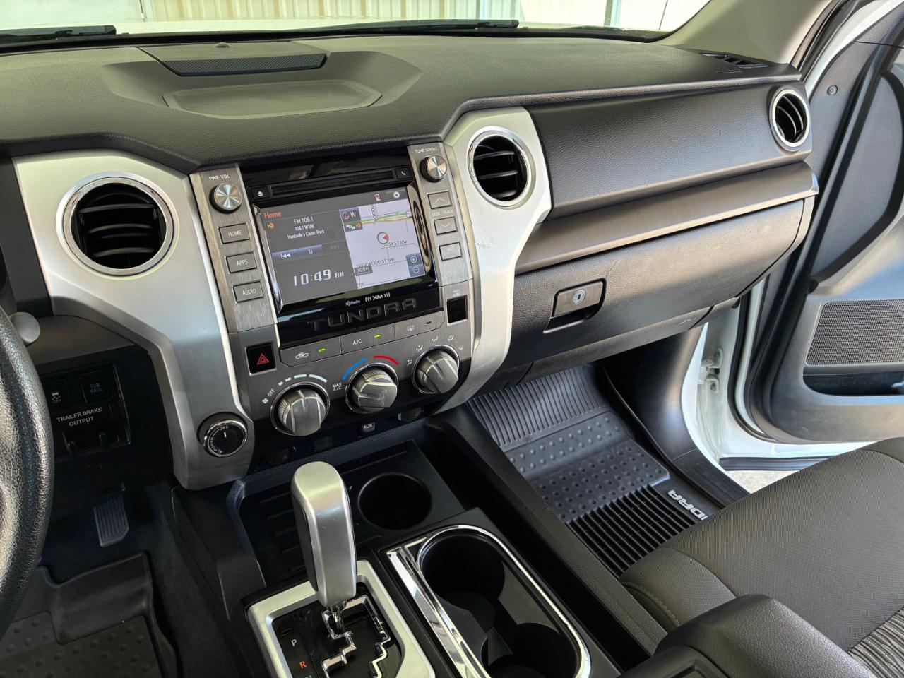 Toyota Tundra  2019