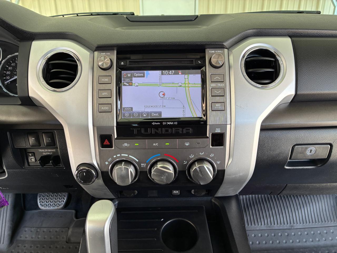 Toyota Tundra  2019