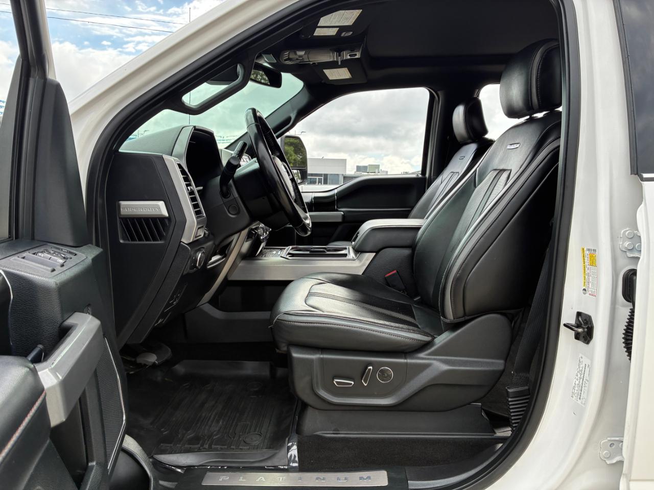 Ford F-250 SD Platinum 2018
