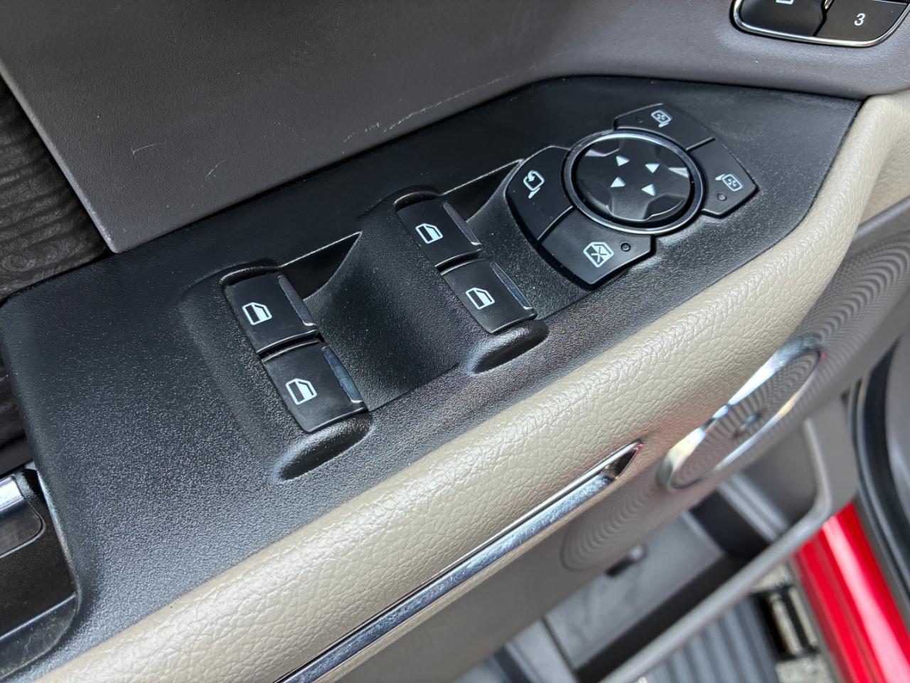 Ford Expedition  2021