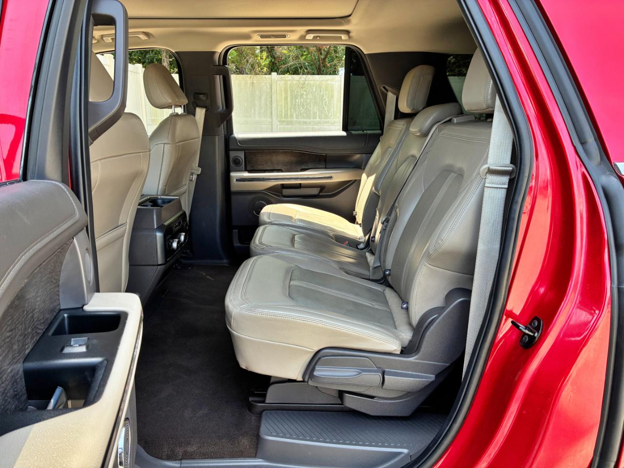 Ford Expedition  2021