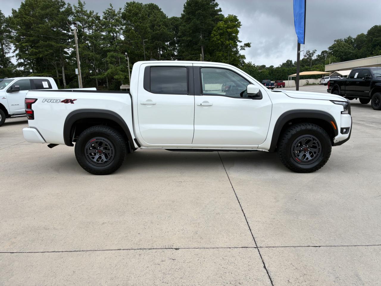Nissan Frontier  2026