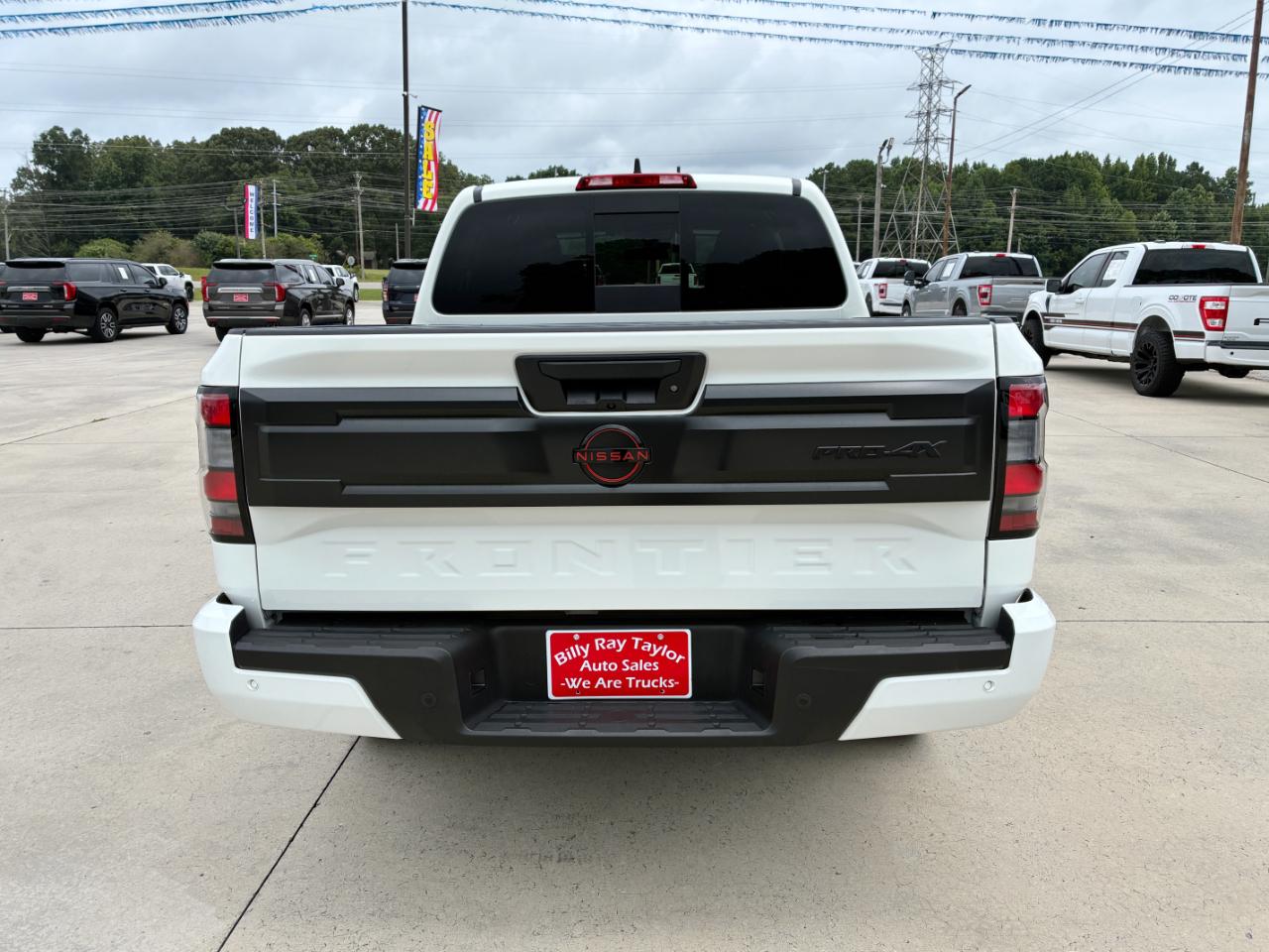 Nissan Frontier  2026