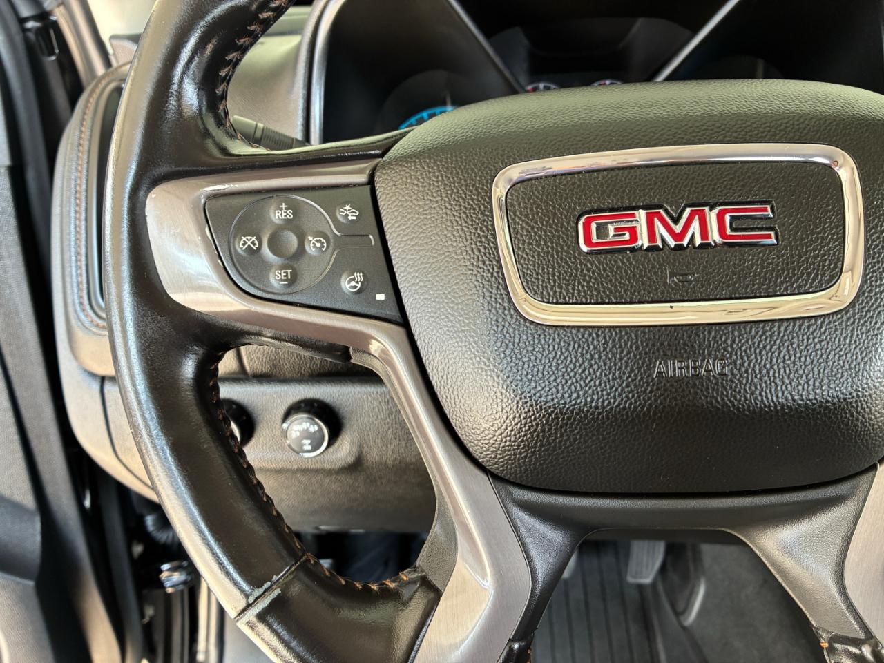 GMC Canyon  2021