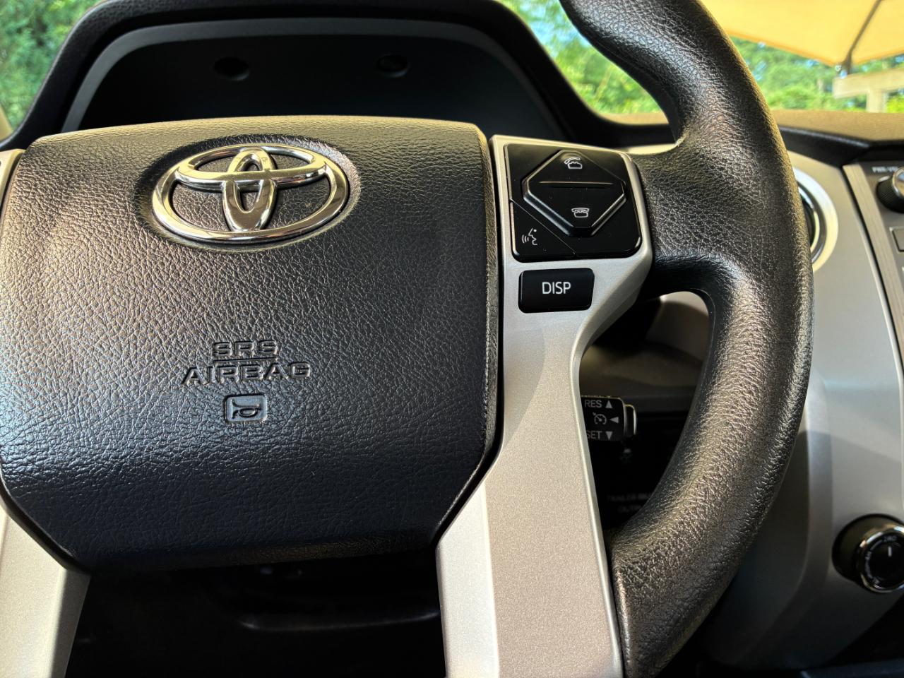Toyota Tundra  2017