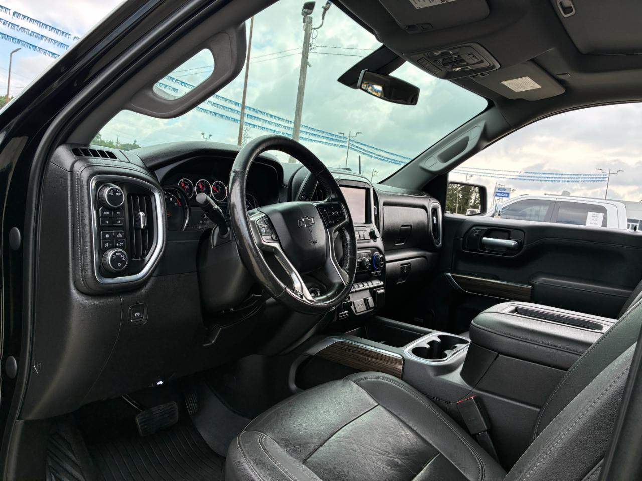 Chevrolet Silverado 1500  2021