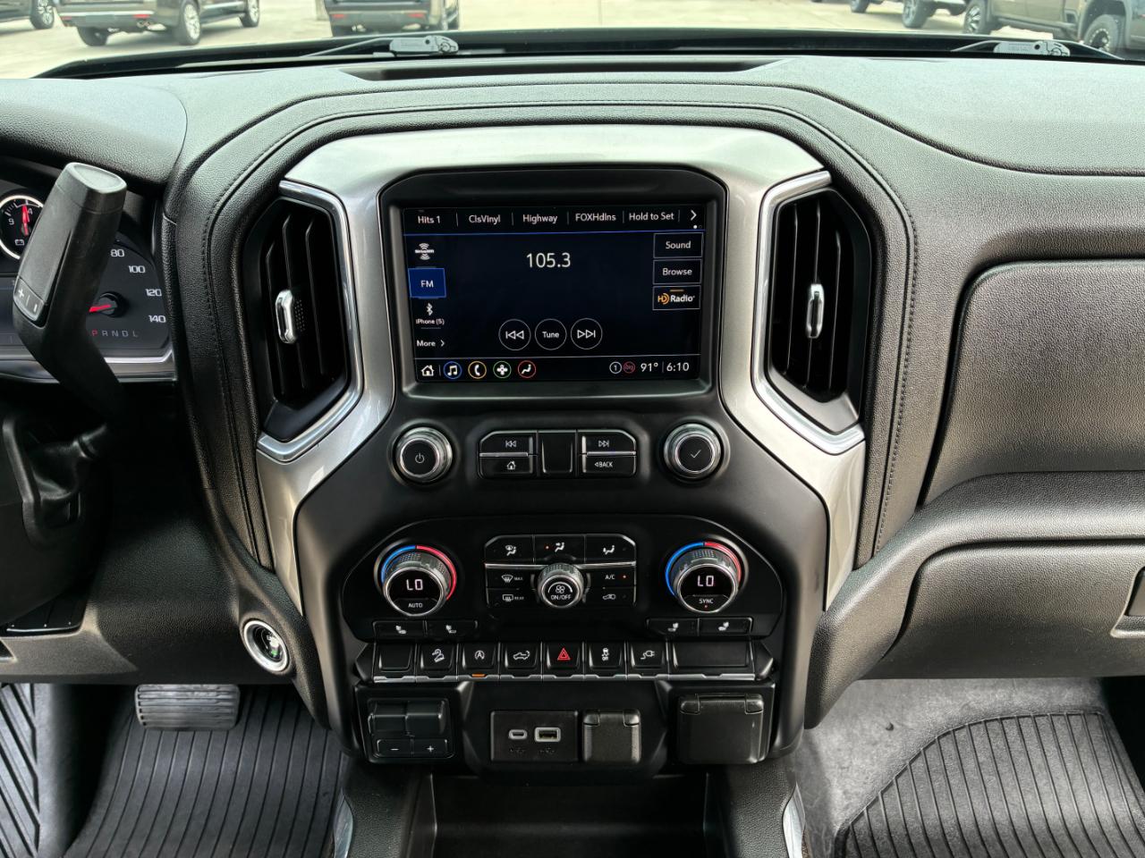 Chevrolet Silverado 1500  2021