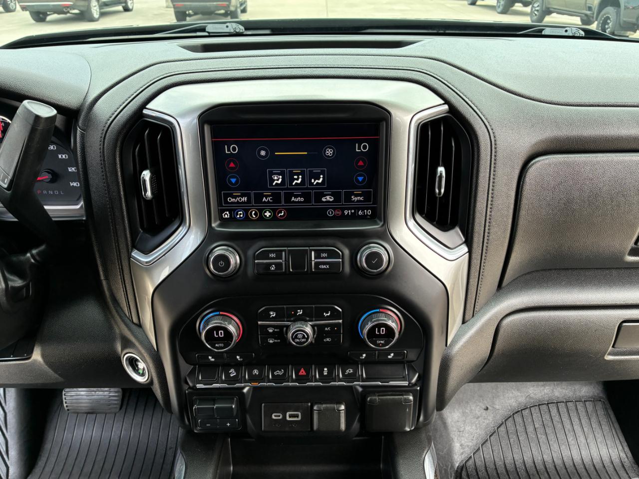 Chevrolet Silverado 1500  2021