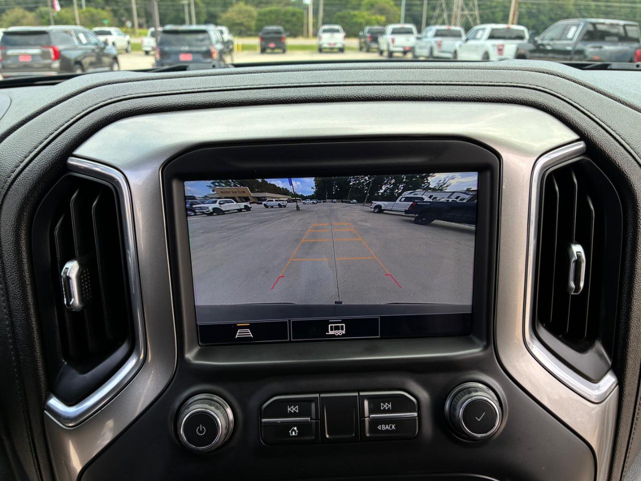Chevrolet Silverado 1500  2021