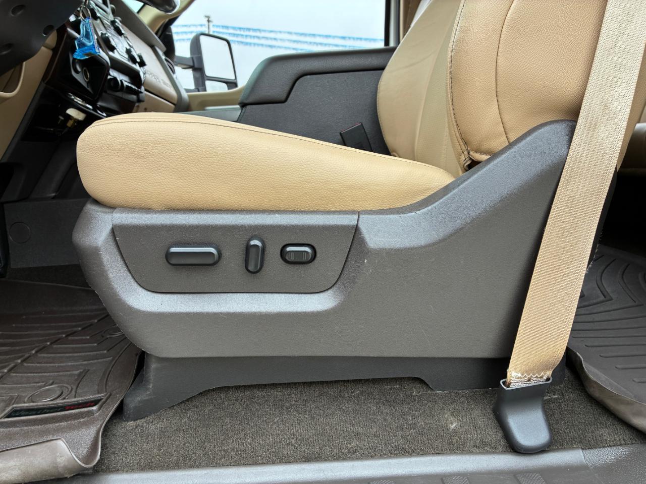 Ford F-350 SD Lariat 2016