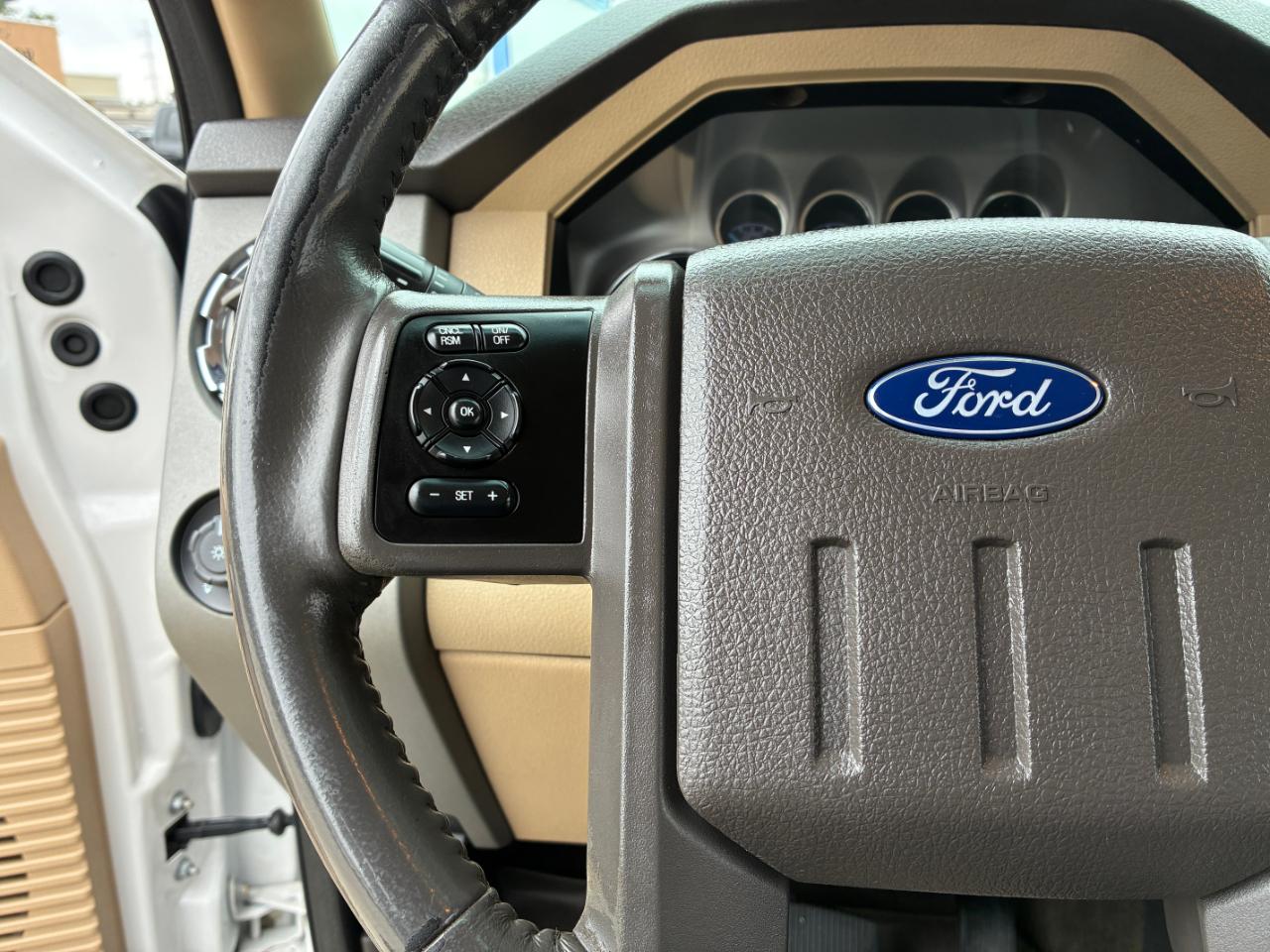 Ford F-350 SD Lariat 2016
