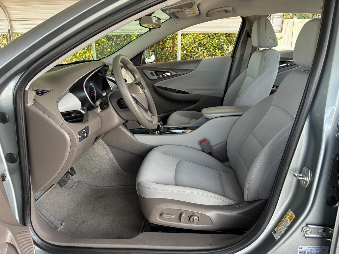 Chevrolet Malibu  2025
