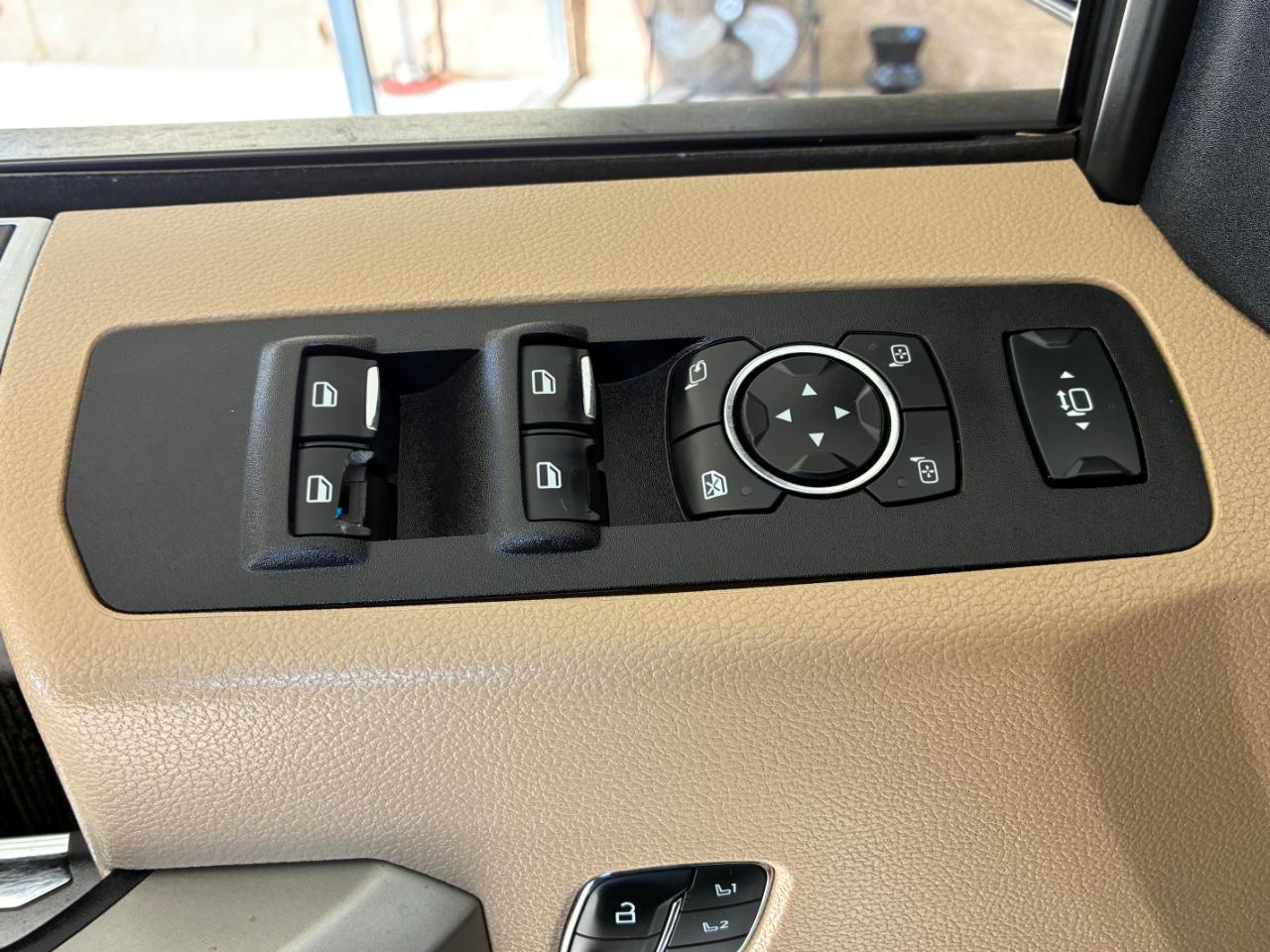 Ford F-350 SD Lariat 2020