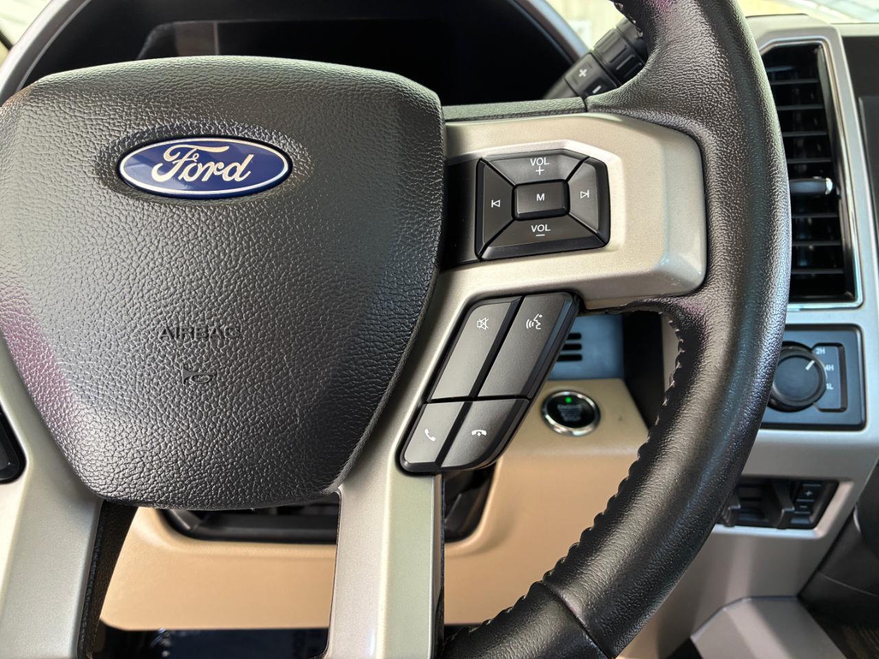 Ford F-350 SD Lariat 2020