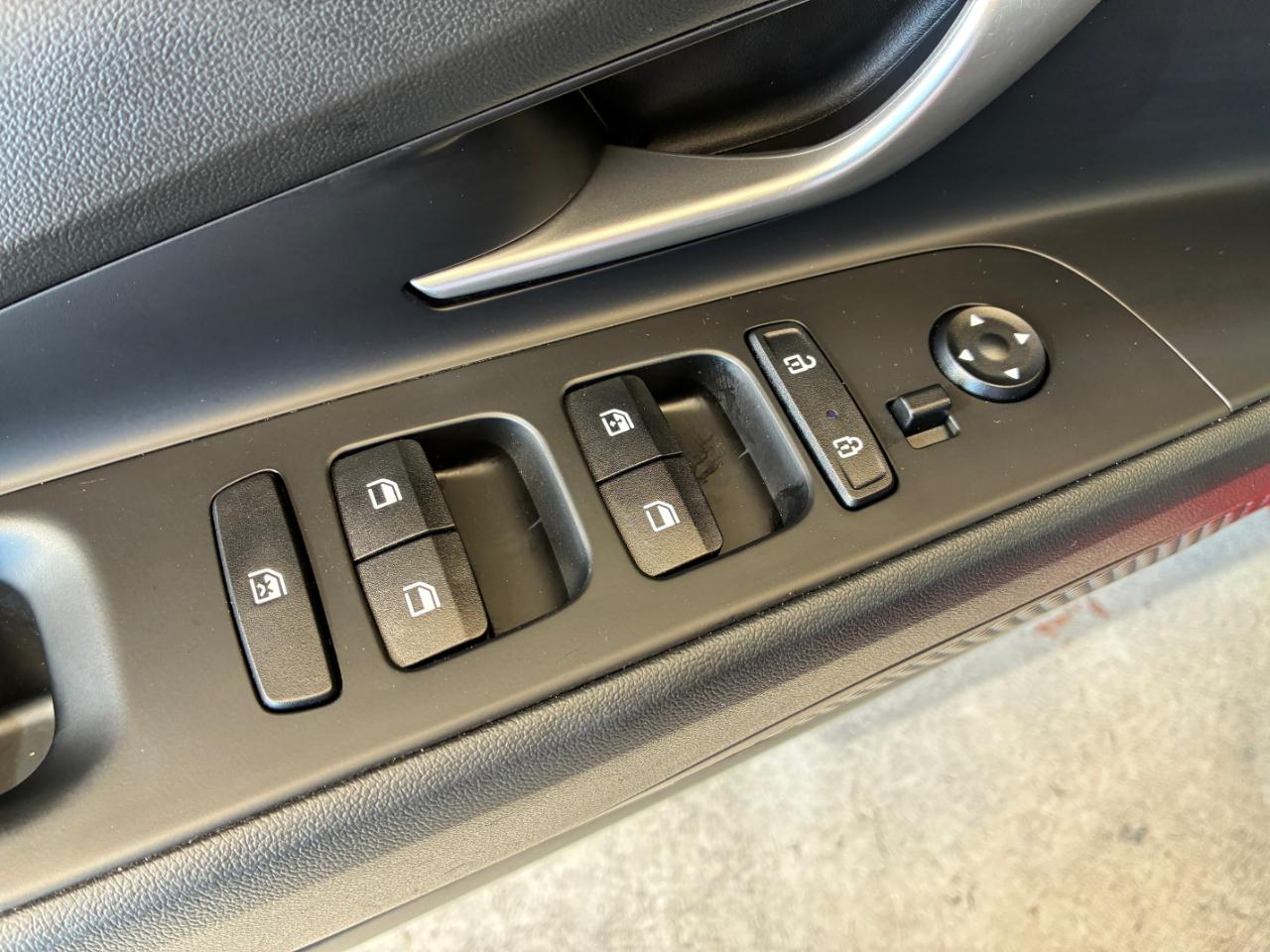 Hyundai Elantra Limited 2023