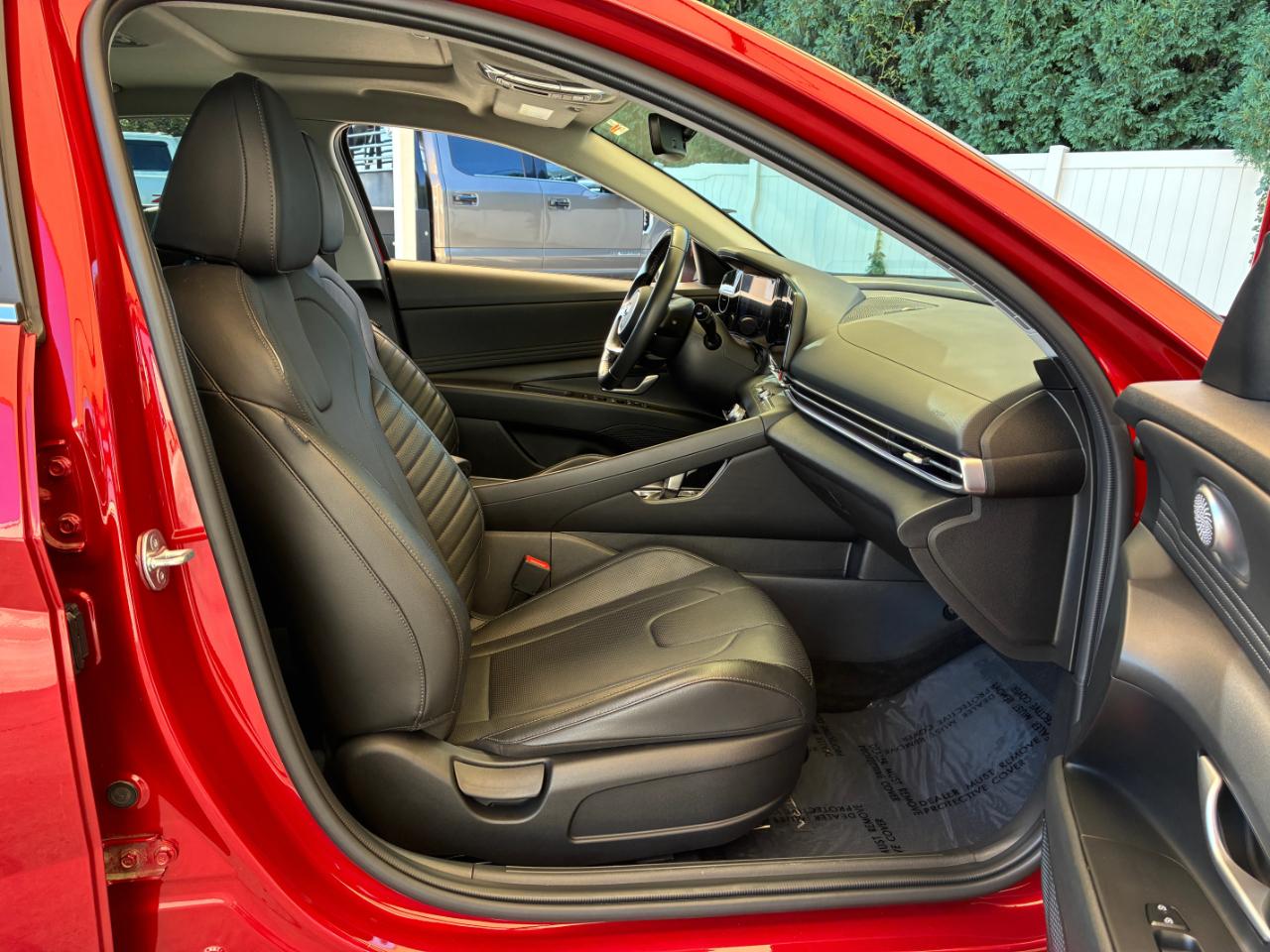 Hyundai Elantra Limited 2023