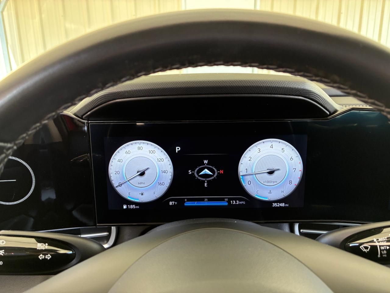 Hyundai Elantra Limited 2023