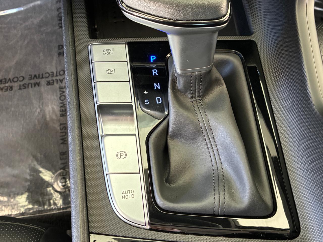 Hyundai Elantra Limited 2023