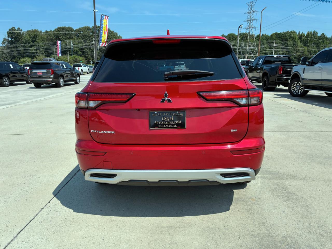 Mitsubishi Outlander SE 2024