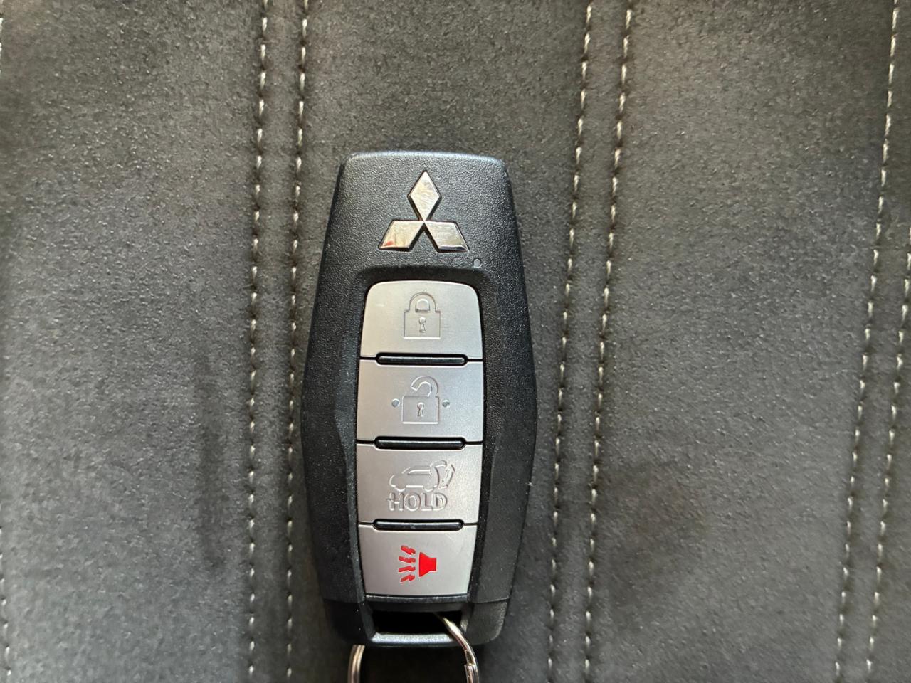 Mitsubishi Outlander SE 2024